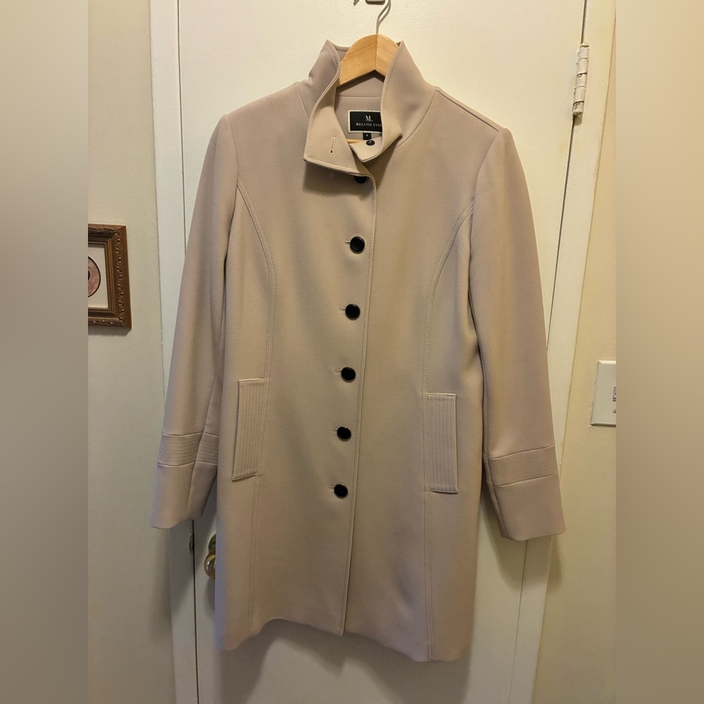 Melanie Lyne coat, light cool toned beige.